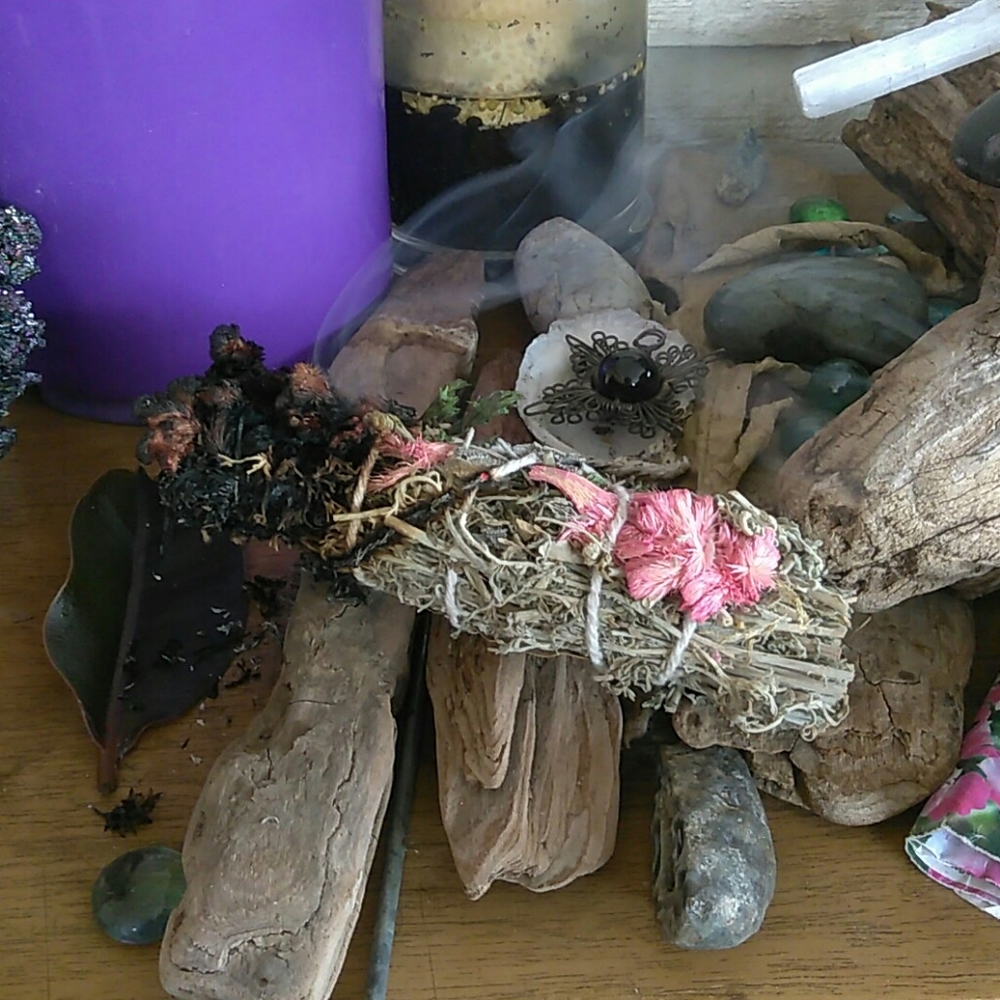 Purifying Smudge Collection - Picture 2 of 2